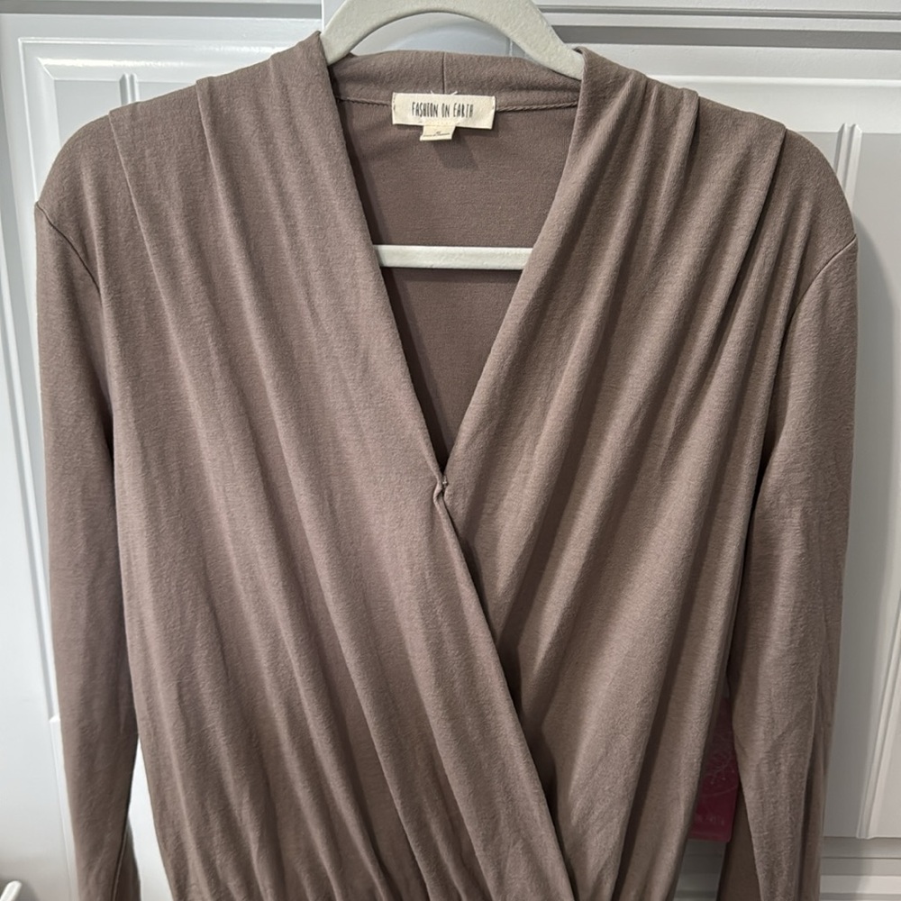 NanaMacs Fashion on Earth hello darling jumpsuit (tan) SMALL - Picture 10 of 13